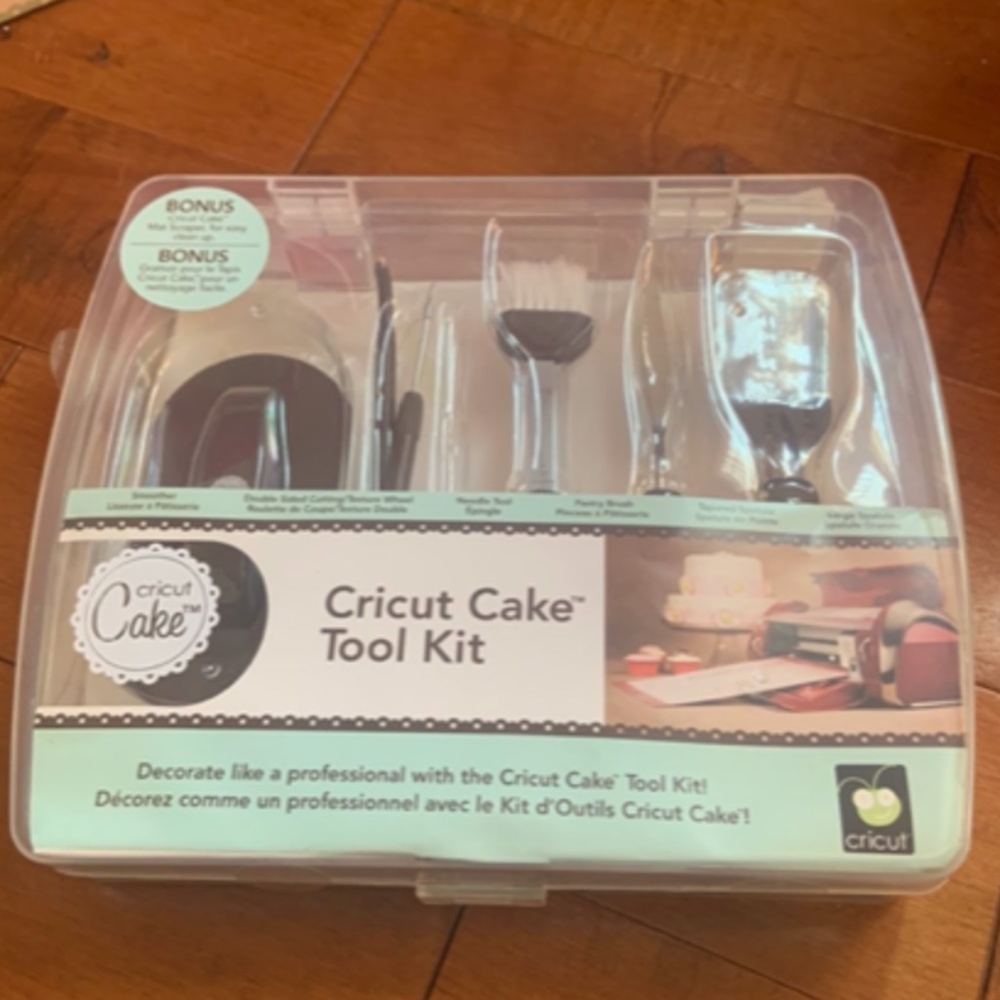 CIRCUIT CAKE